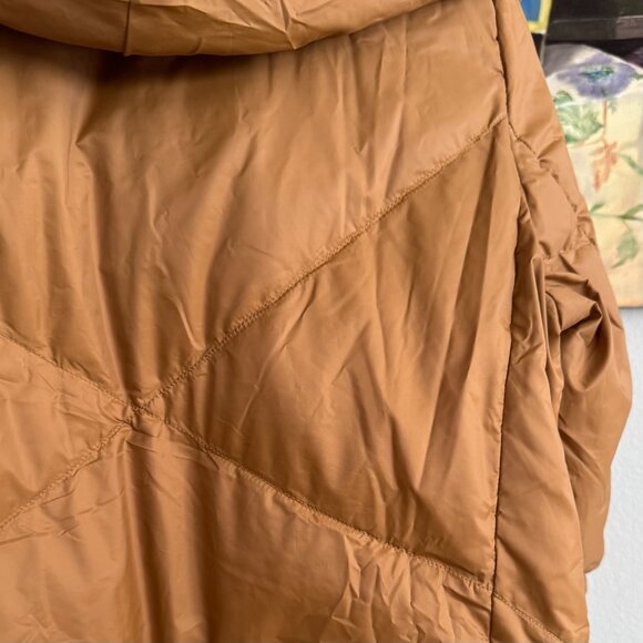 Garnet Hill - Packable Puffer Coat in Tan Brown - Picture 14 of 14